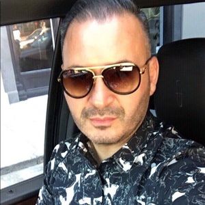 Meet your Posher, Tarek